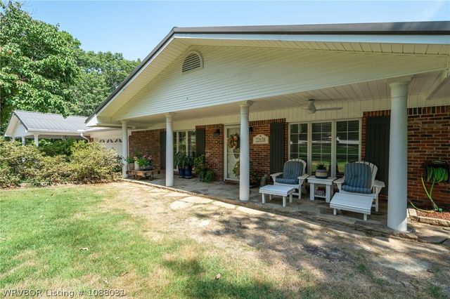 2700 Blue Bird Lane, Poteau, OK 74953