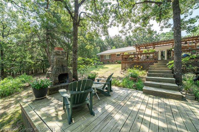 2700 Blue Bird Lane, Poteau, OK 74953