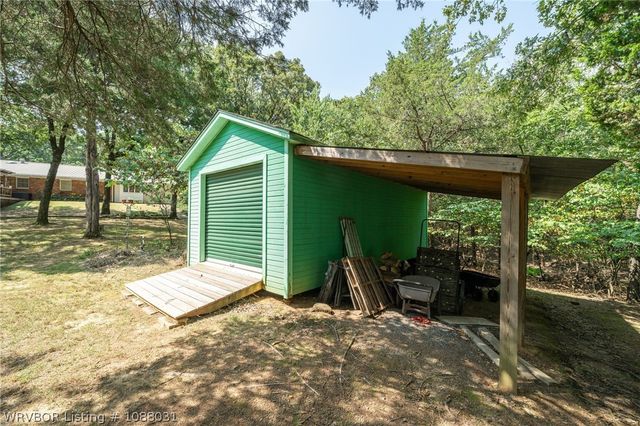 2700 Blue Bird Lane, Poteau, OK 74953