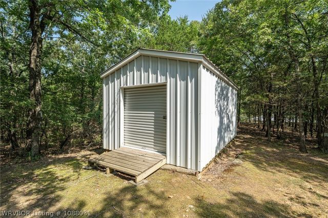 2700 Blue Bird Lane, Poteau, OK 74953