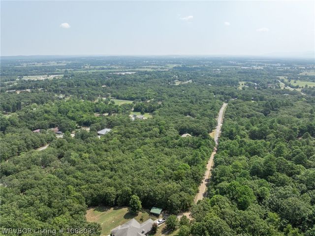 2700 Blue Bird Lane, Poteau, OK 74953