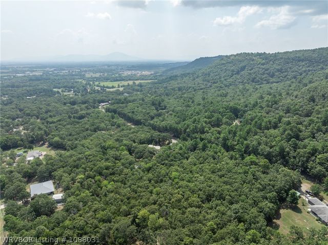 2700 Blue Bird Lane, Poteau, OK 74953