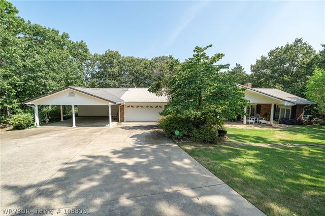 2700 Blue Bird Lane, Poteau, OK 74953