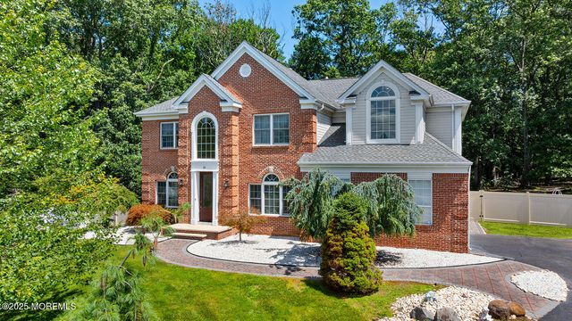 26 Chiswick Court, Jackson, NJ 08527