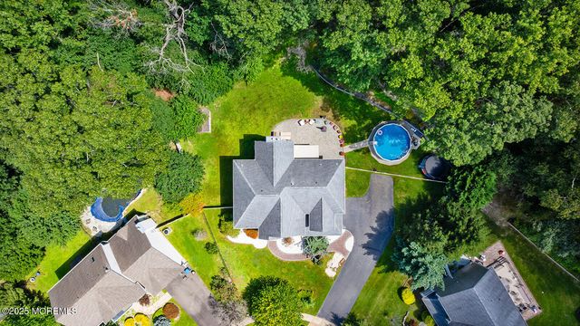 26 Chiswick Court, Jackson, NJ 08527