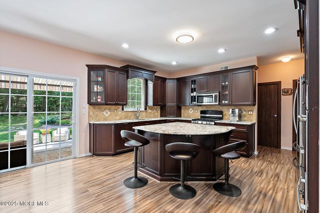 26 Chiswick Court, Jackson, NJ 08527