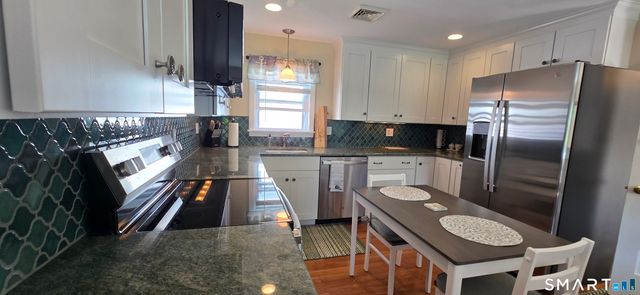 24 West Shore Drive, Old Saybrook, CT 06475