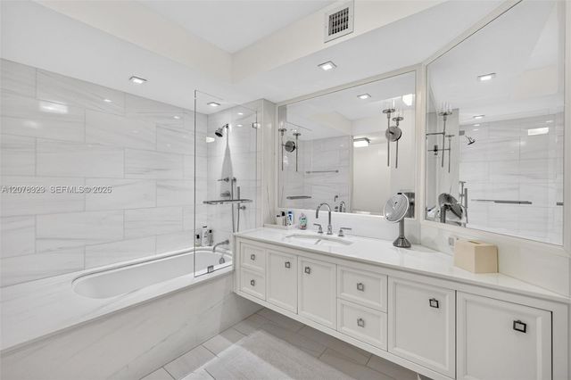 5500 Collins Avenue 702, Miami Beach, FL 33140