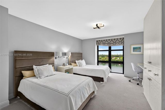 5500 Collins Avenue 702, Miami Beach, FL 33140