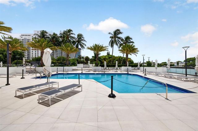 5500 Collins Avenue 702, Miami Beach, FL 33140