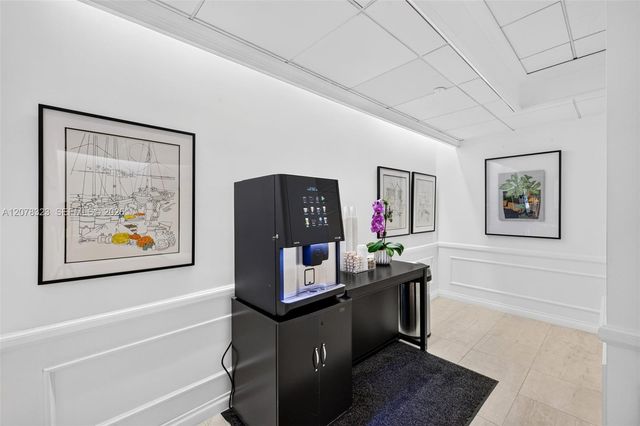 5500 Collins Avenue 702, Miami Beach, FL 33140