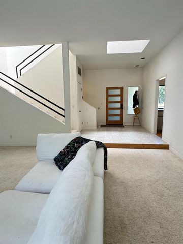 6410 Grant Ave, Carmichael, CA 95608