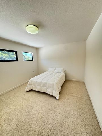 6410 Grant Ave, Carmichael, CA 95608