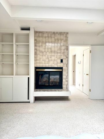 6410 Grant Ave, Carmichael, CA 95608