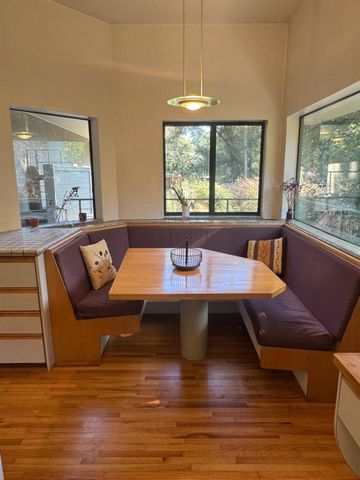 6410 Grant Ave, Carmichael, CA 95608