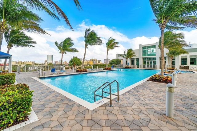 300 S Australian Avenue 1418, West Palm Beach, FL 33401