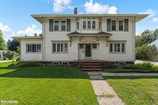 135 Maple Street, Marine City, MI 48039