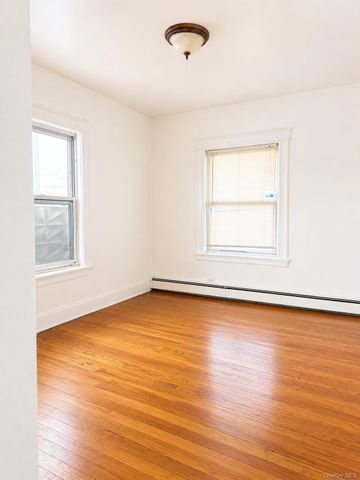 108 Saint James Terrace 1, Yonkers, NY 10704