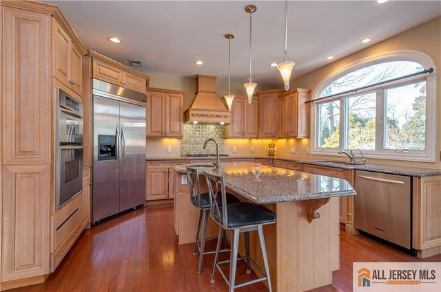 53 Princeton Avenue, Colonia, NJ 07067