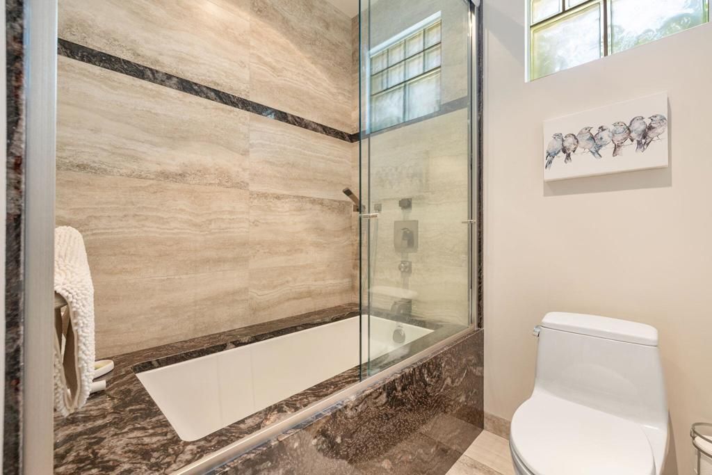 Image 42 of property listing at 435 Falcon View Circle, Palm Desert, CA 92211