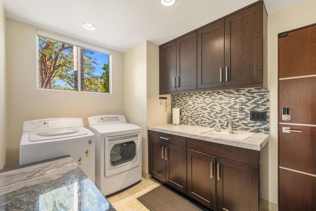 Image 46 of property listing at 435 Falcon View Circle, Palm Desert, CA 92211