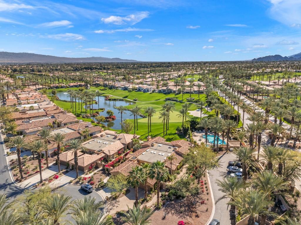 Image 63 of property listing at 435 Falcon View Circle, Palm Desert, CA 92211