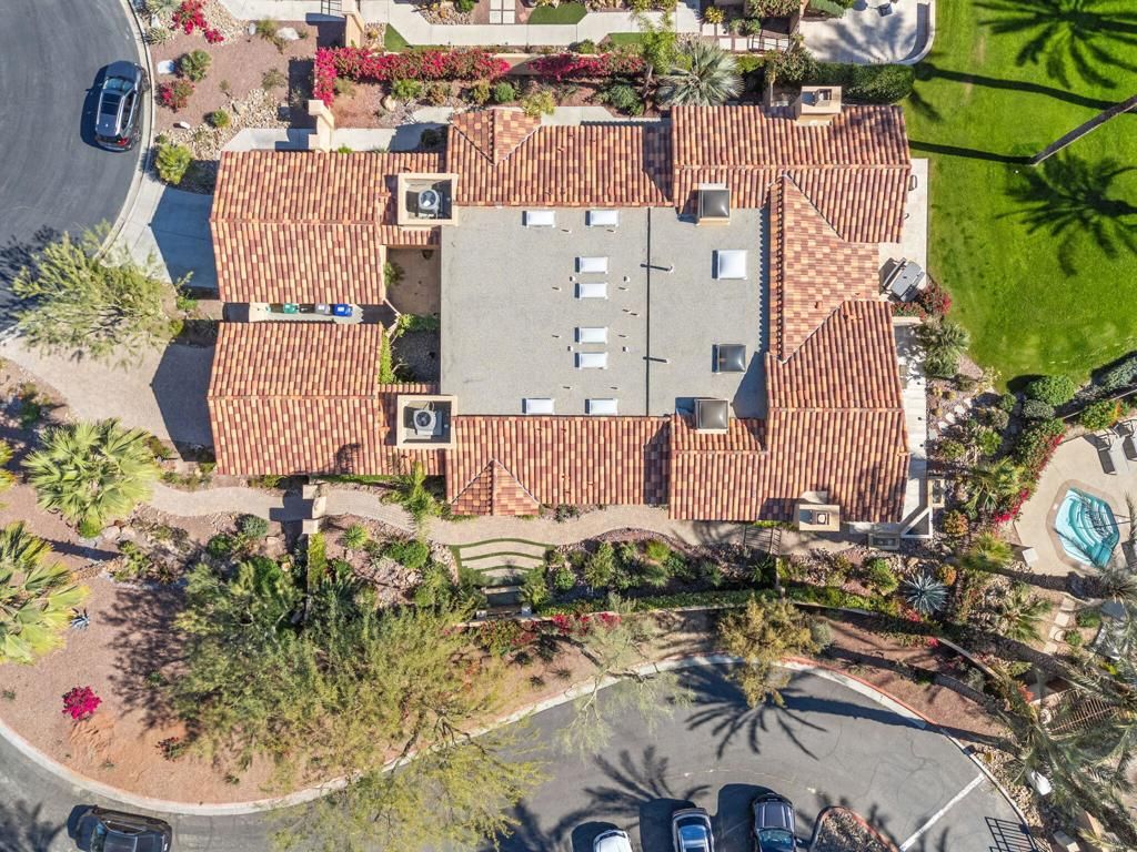 Image 64 of property listing at 435 Falcon View Circle, Palm Desert, CA 92211