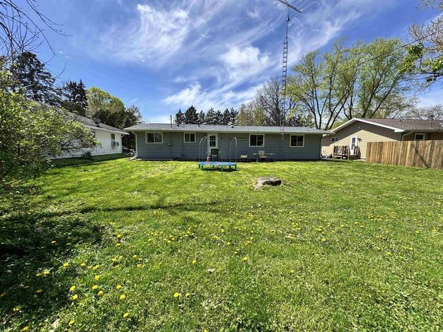 621 West Street, Beaver Dam, WI 53916