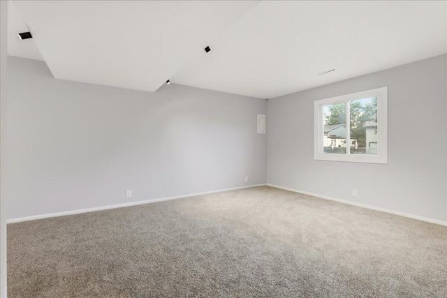 3308 37TH Avenue, Council Bluffs, IA 51501