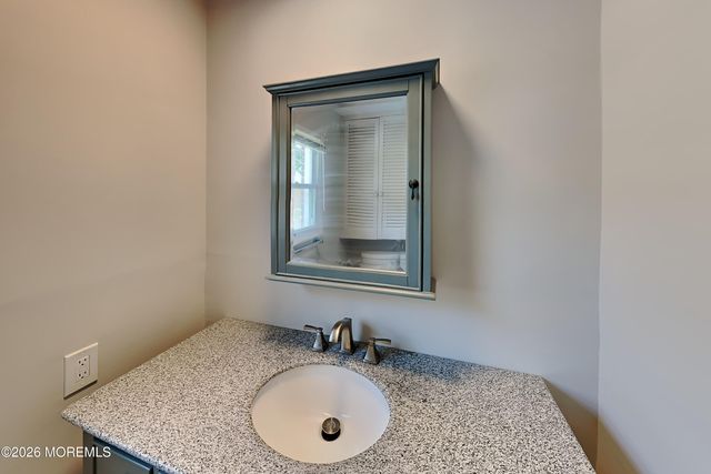 48E Cambridge Court, Lakewood, NJ 08701