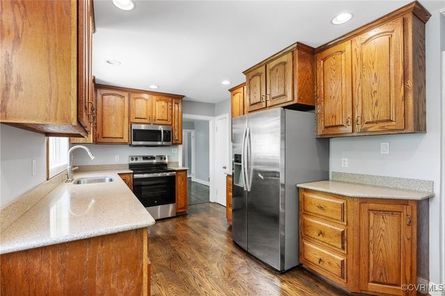 8860 Waxford Rd, Richmond, VA 23235