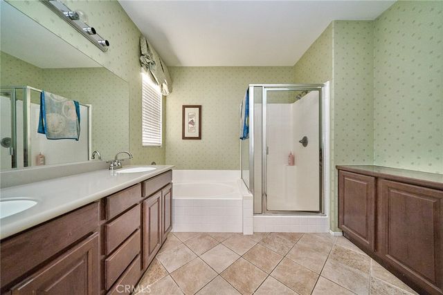 651 Victorian Hill Drive, Perris, CA 92570