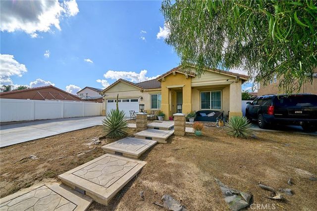 651 Victorian Hill Drive, Perris, CA 92570