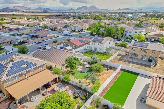 651 Victorian Hill Drive, Perris, CA 92570