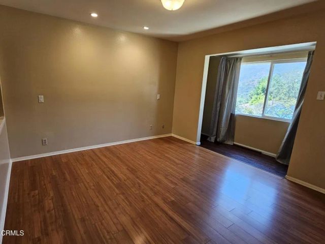 2960 Piedmont Avenue, La Crescenta, CA 91214