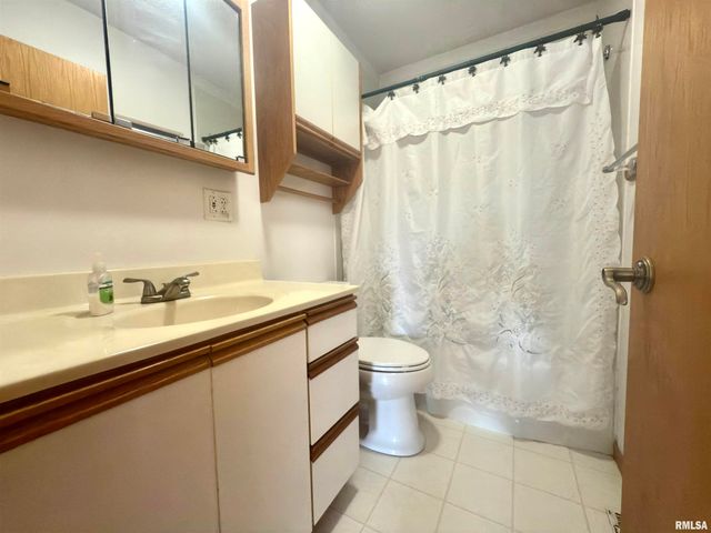 5158 LOVEJOY Road, Rochester, IL 62653