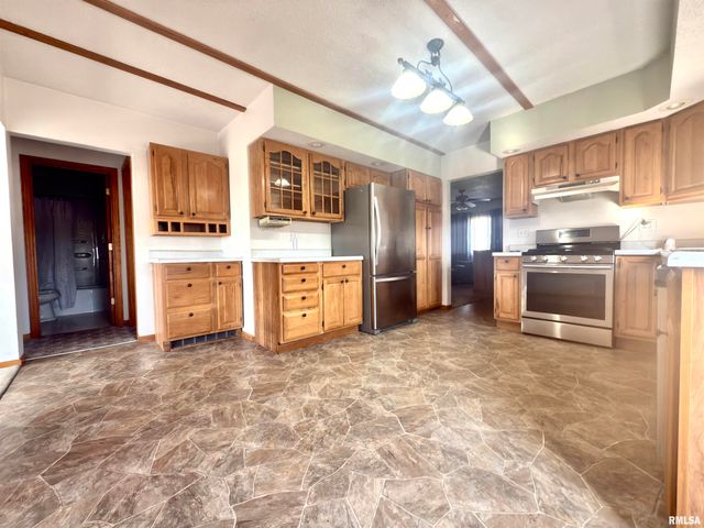 5158 LOVEJOY Road, Rochester, IL 62653