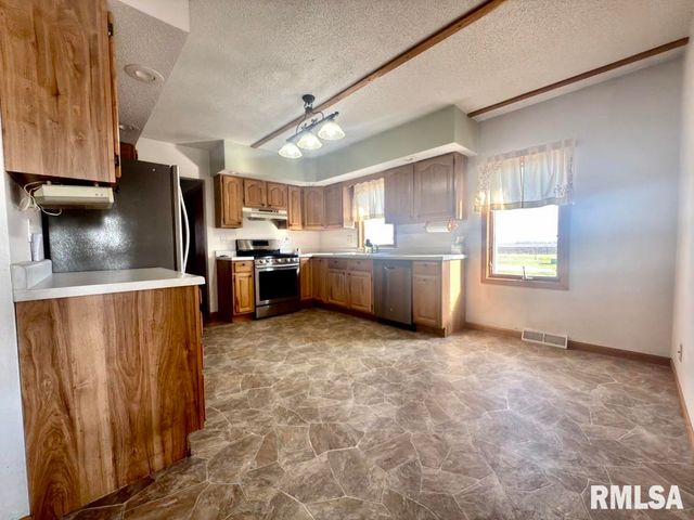 5158 LOVEJOY Road, Rochester, IL 62653