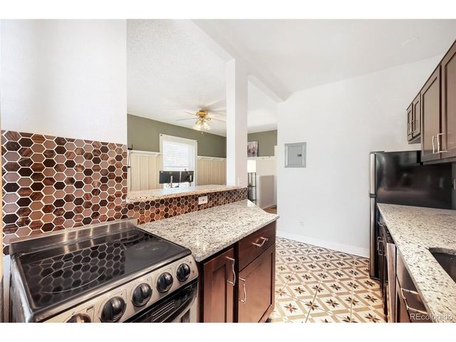 1356 N Pearl St 202, Denver, CO 80203