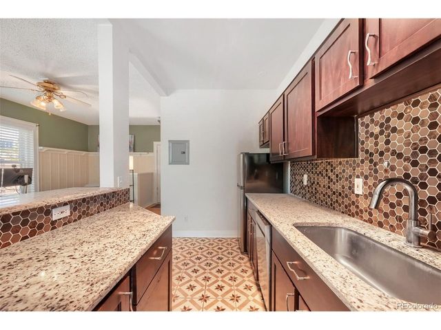 1356 N Pearl St 202, Denver, CO 80203