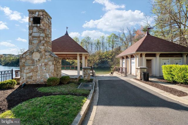 8747 POLISHED PEBBLE WAY, Laurel, MD 20723