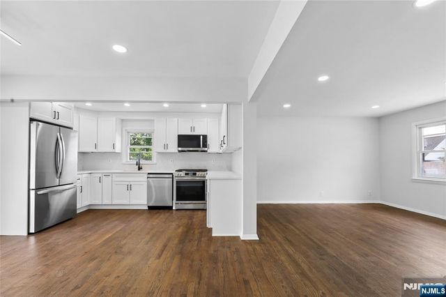 14 John Court, Clifton, NJ 07013