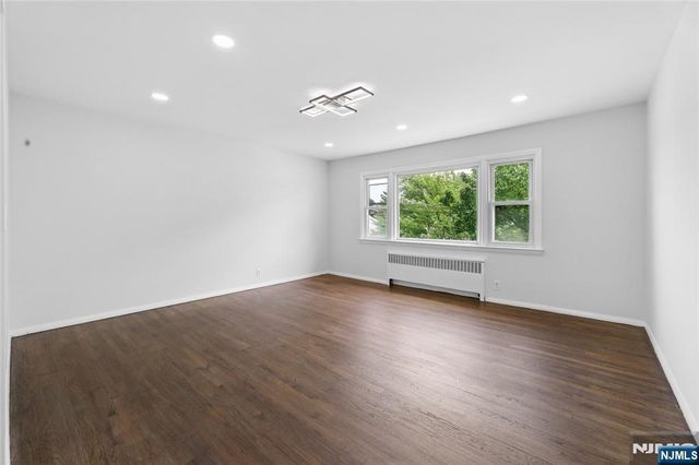 14 John Court, Clifton, NJ 07013