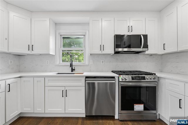 14 John Court, Clifton, NJ 07013