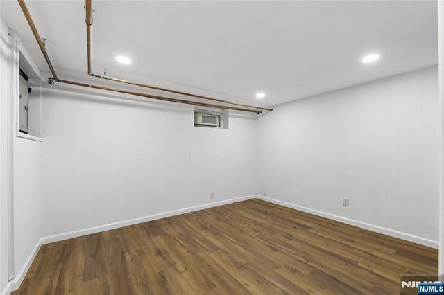 14 John Court, Clifton, NJ 07013