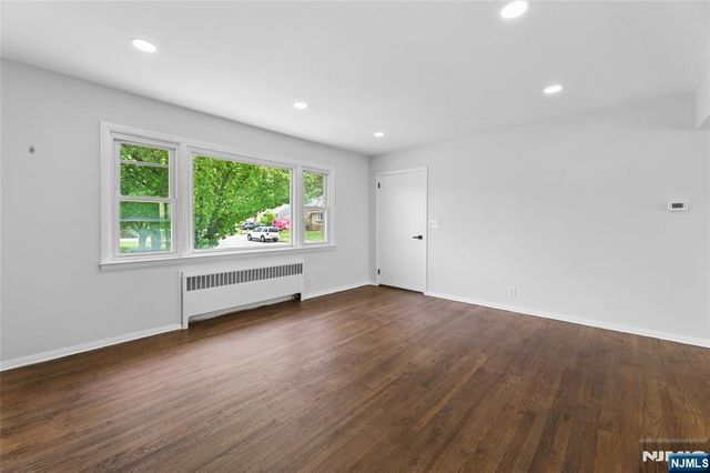 14 John Court, Clifton, NJ 07013