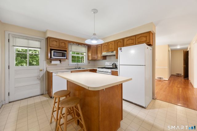 151 Braemar Drive, Cheshire, CT 06410