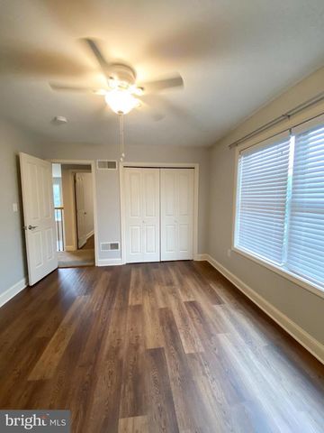 936 WETHERBURN DR, York, PA 17404