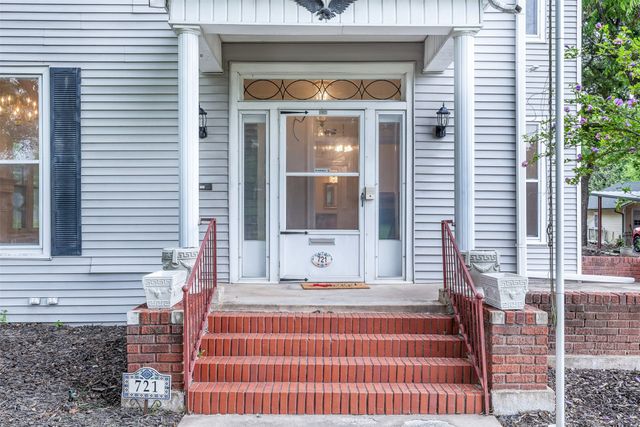 721 W Washington Street, Sherman, TX 75092