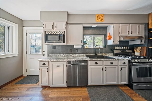 4011 Behrwald Avenue, Cleveland, OH 44109